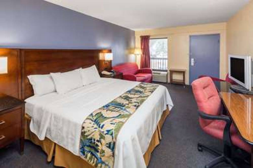 Days Inn By Wyndham Walterboro 9