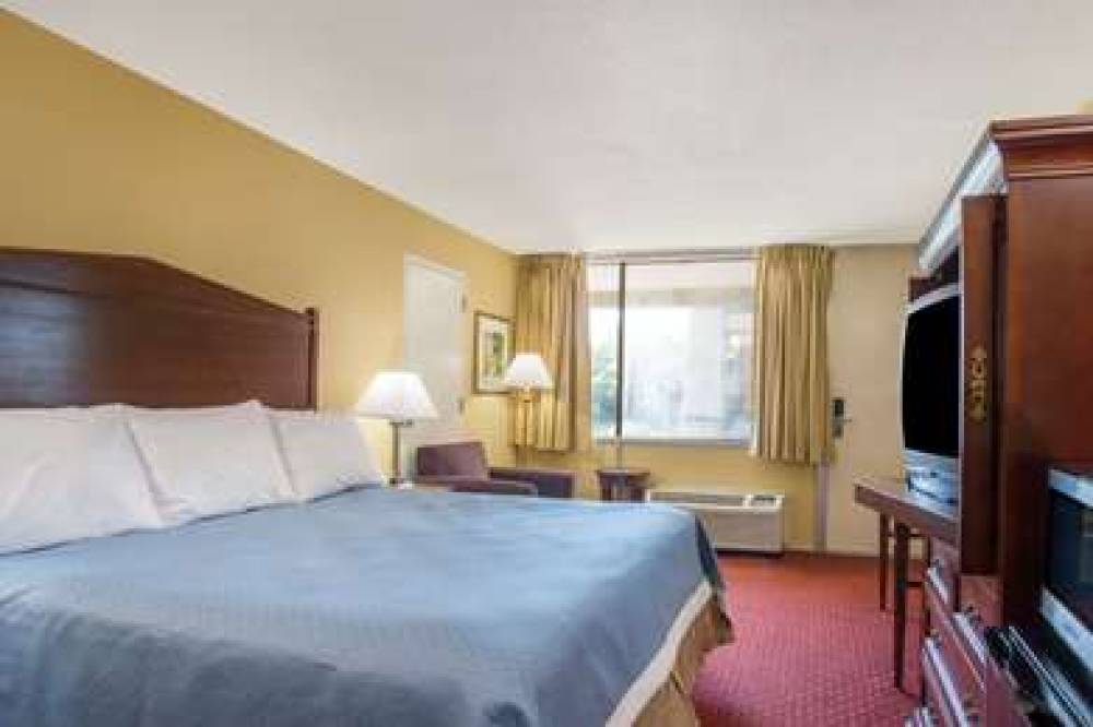 Days Inn By Wyndham Washington DC/Gateway 5