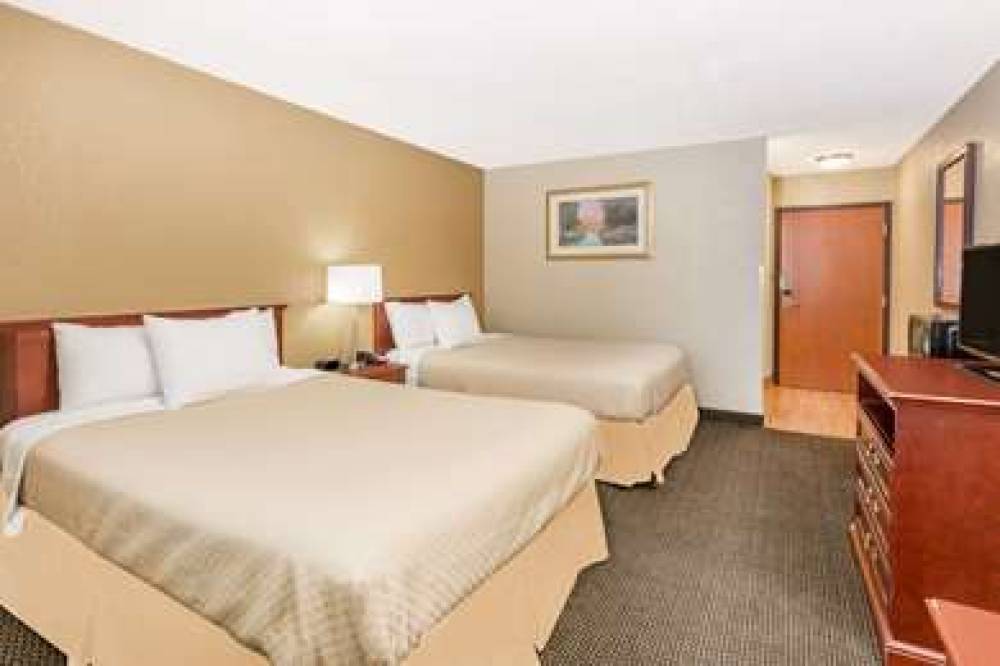 Days Inn By Wyndham West Des Moines 5