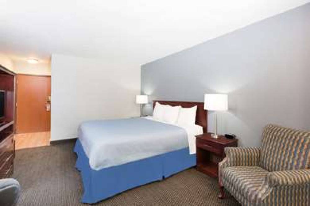 Days Inn By Wyndham West Des Moines 9