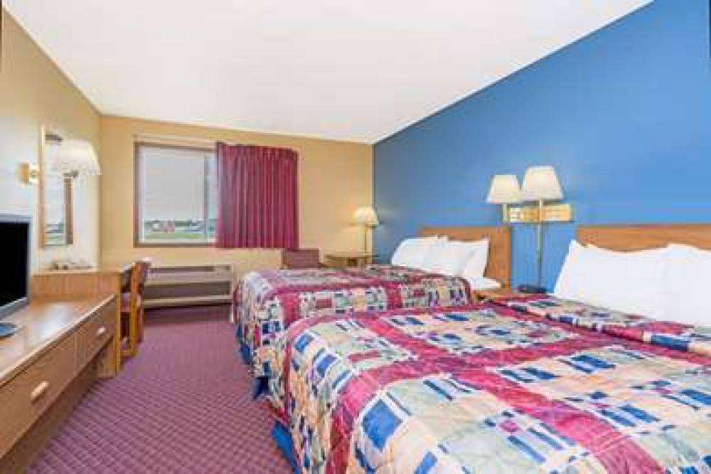 Days Inn By Wyndham West-Eau Claire 6