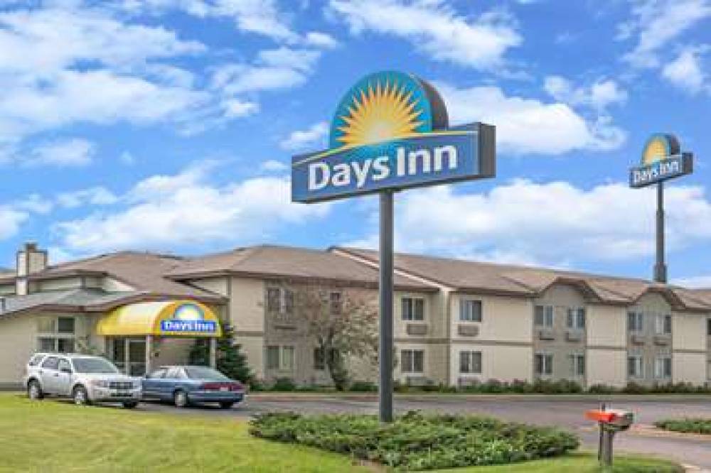 Days Inn By Wyndham West-Eau Claire 4