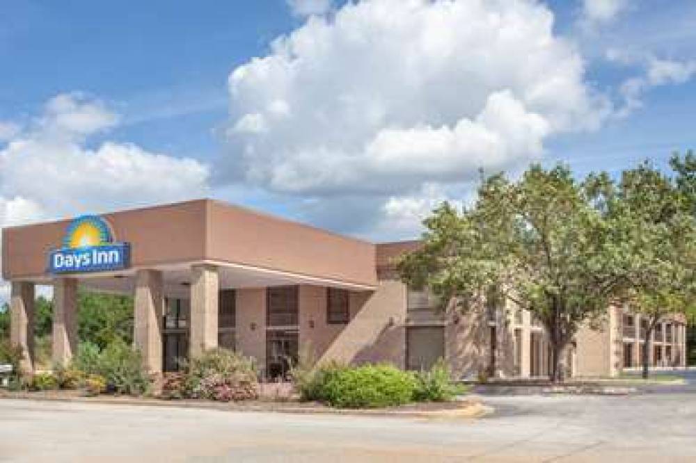 Days Inn Clinton Presbyterian College