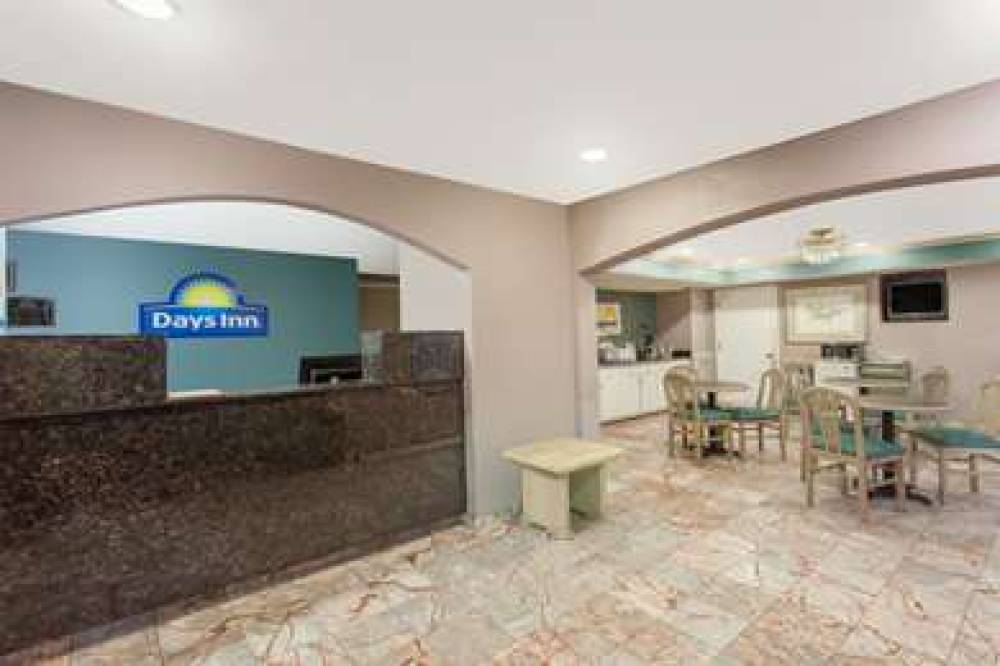 DAYS INN DECATUR PRICEVILLE 2