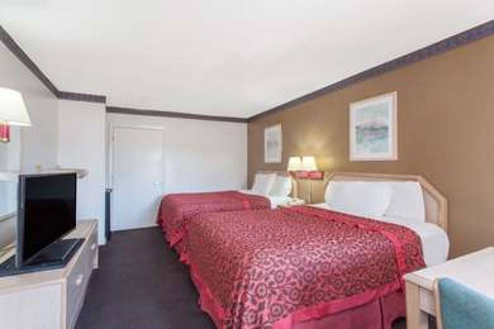 DAYS INN DECATUR PRICEVILLE 8