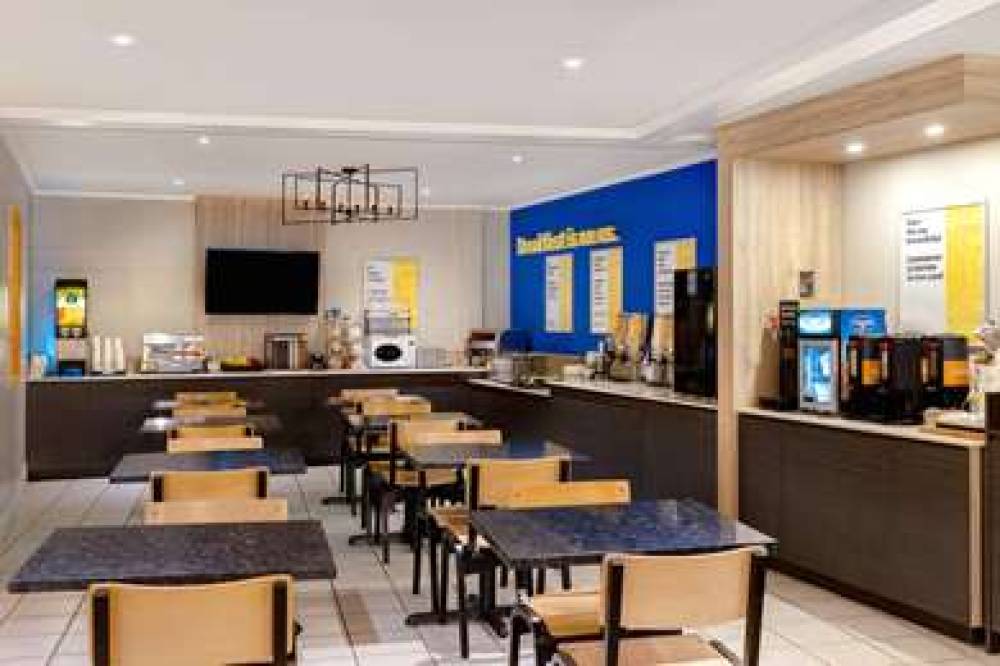 Days Inn Edmundston 9