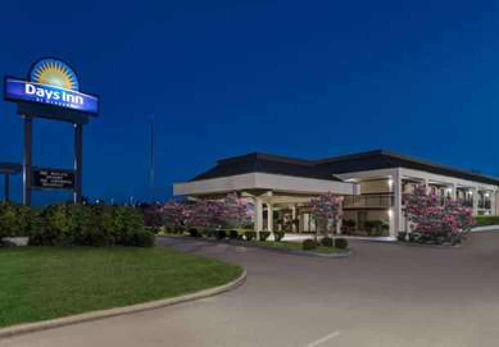 DAYS INN GREENVILLE MS 5