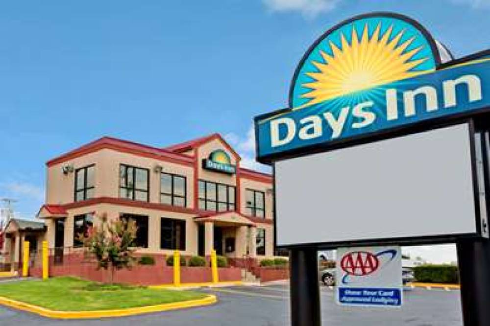 DAYS INN LAWRENCEVILLE 1