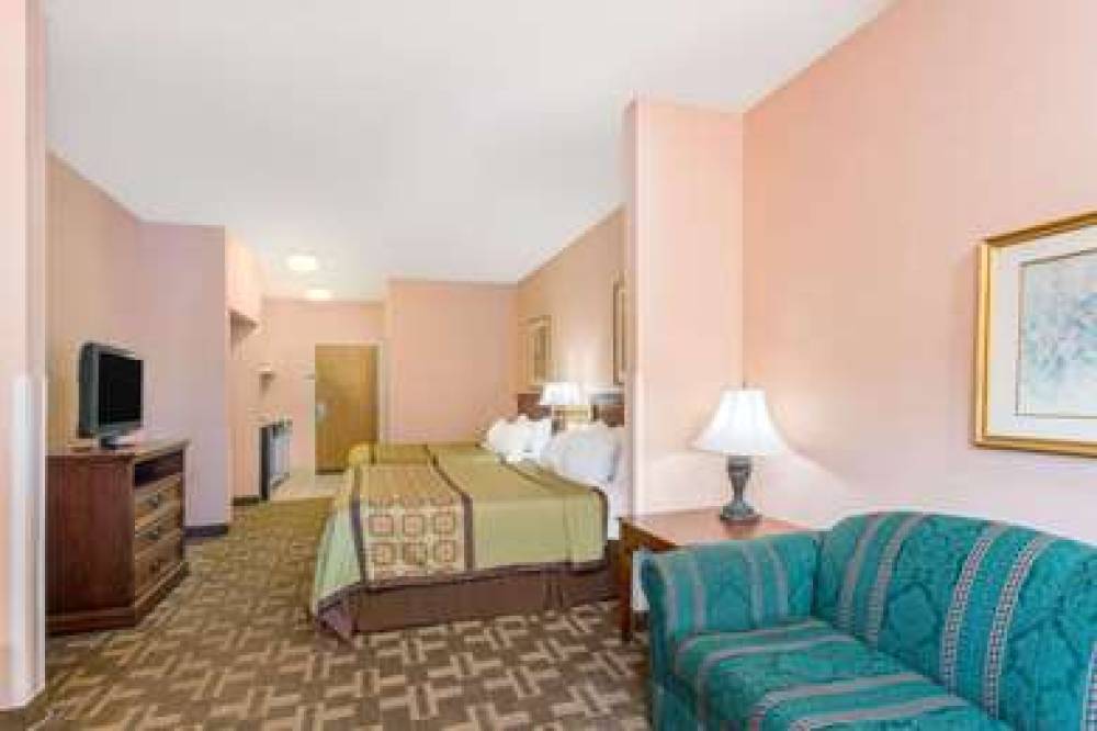 DAYS INN LEXINGTON 6