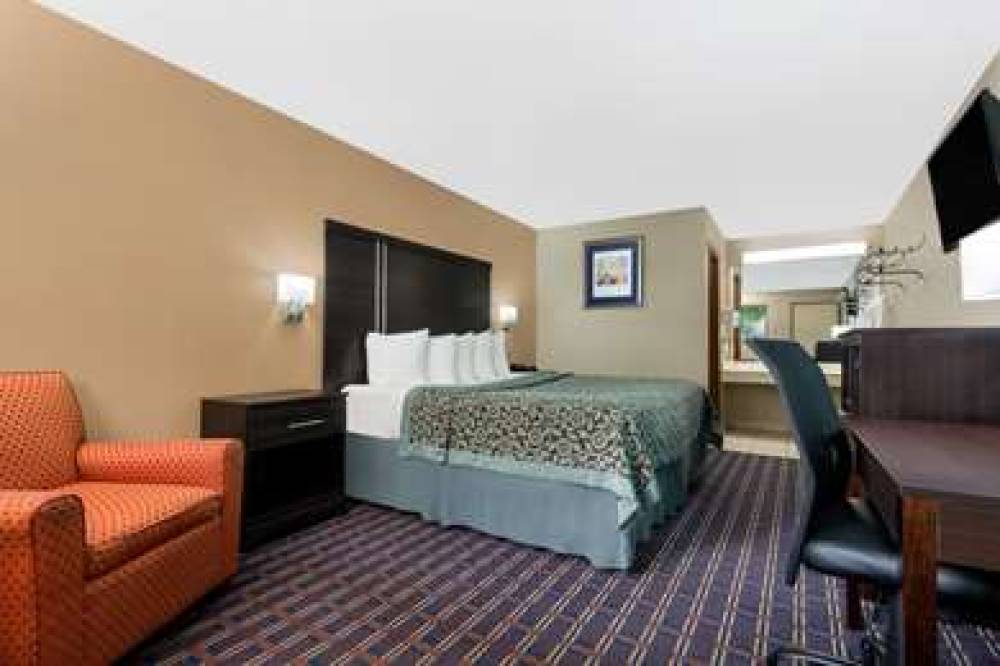 Days Inn Maumee/Toledo 6