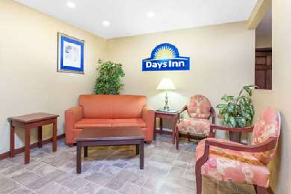 Days Inn Maumee/Toledo 2