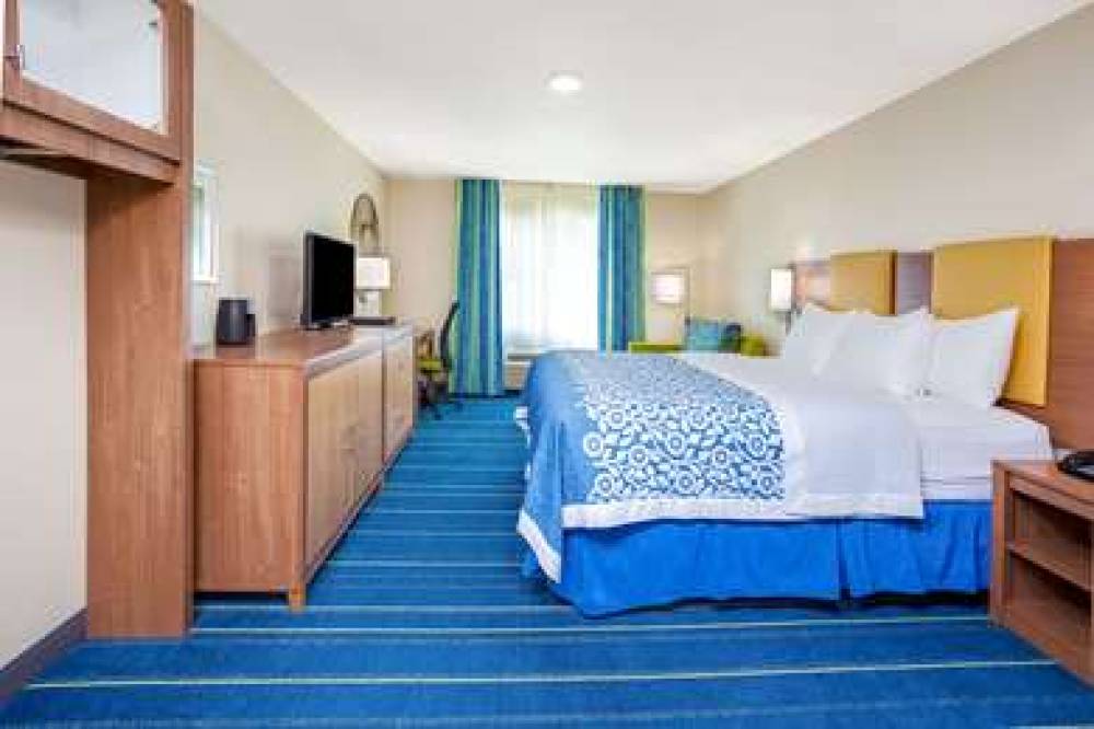 Days Inn North Dallas/Farmers Branch 8