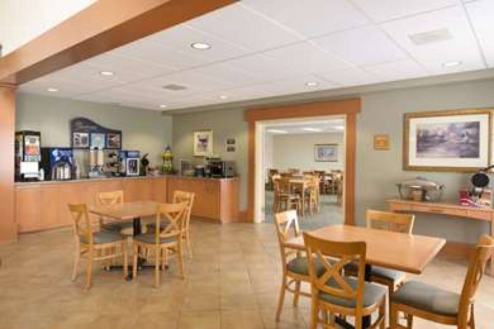 Days Inn - Orillia 5