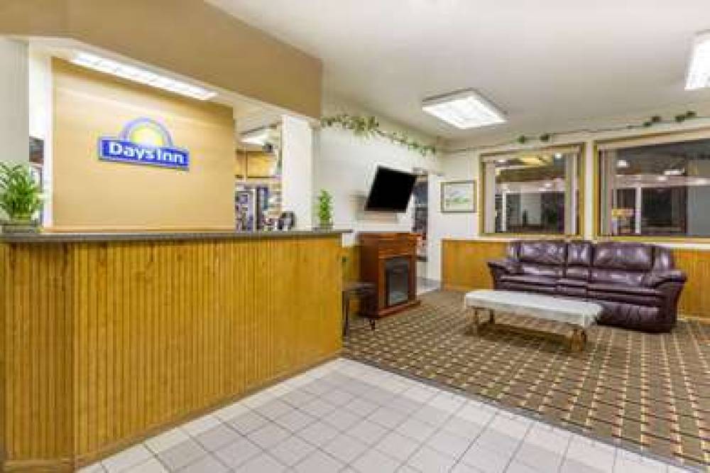 Days Inn Paxton 2