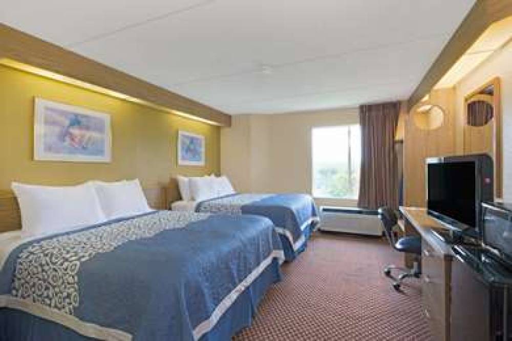 Days Inn Pittsburgh Airport 8