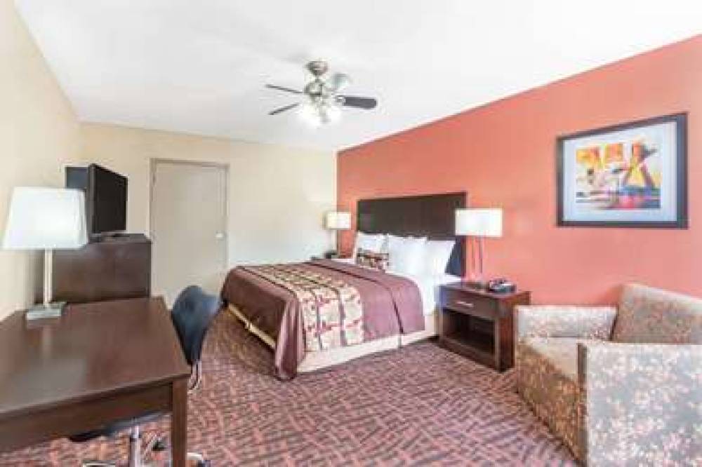 Days Inn Rayville 9