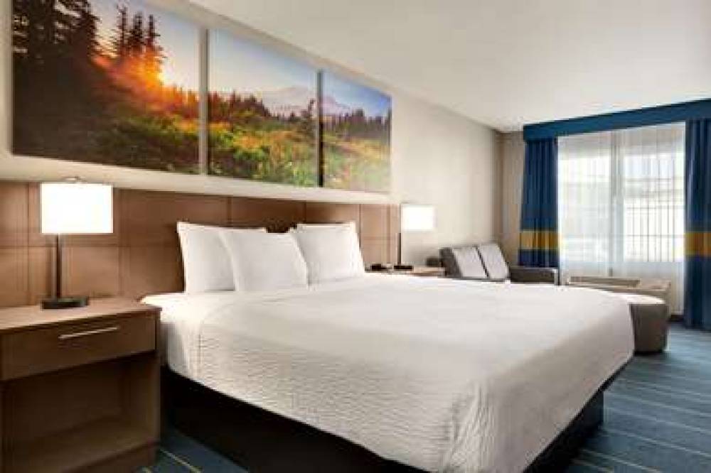 Days Inn & Suites Anaheim At Disneyland Park 10