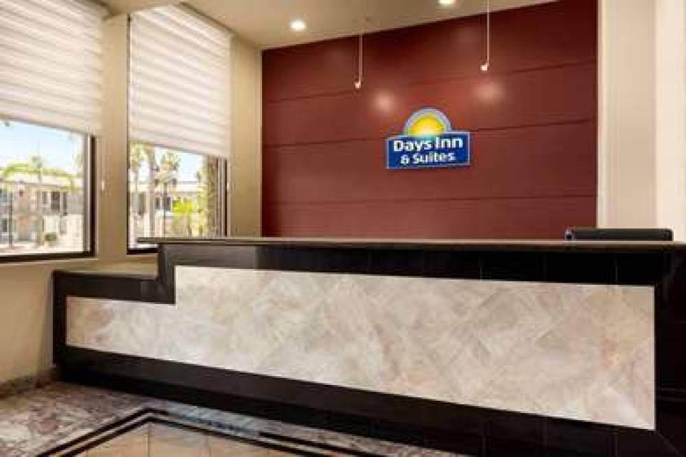 Days Inn & Suites Anaheim At Disneyland Park 3