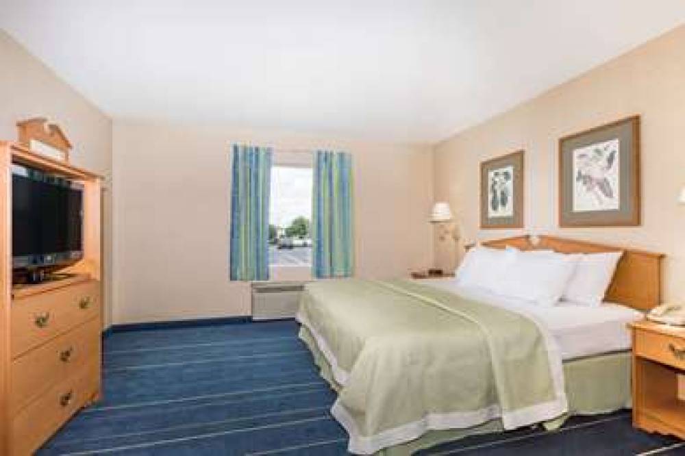 Days Inn & Suites Bridgeport - Clarksburg 8