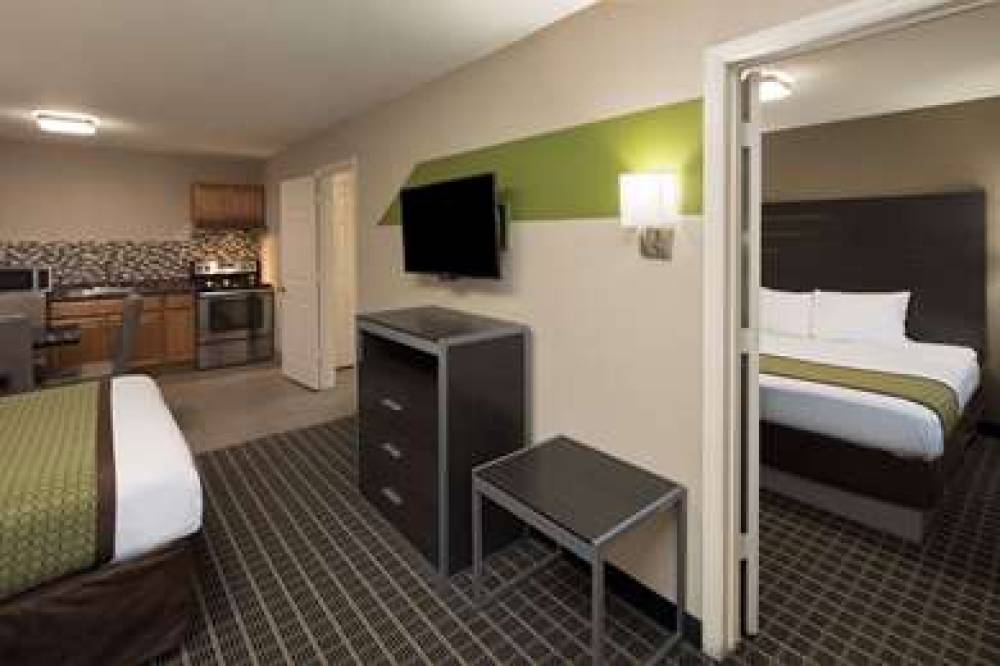 Days Inn & Suites By Wyndham Athens Alabama 10