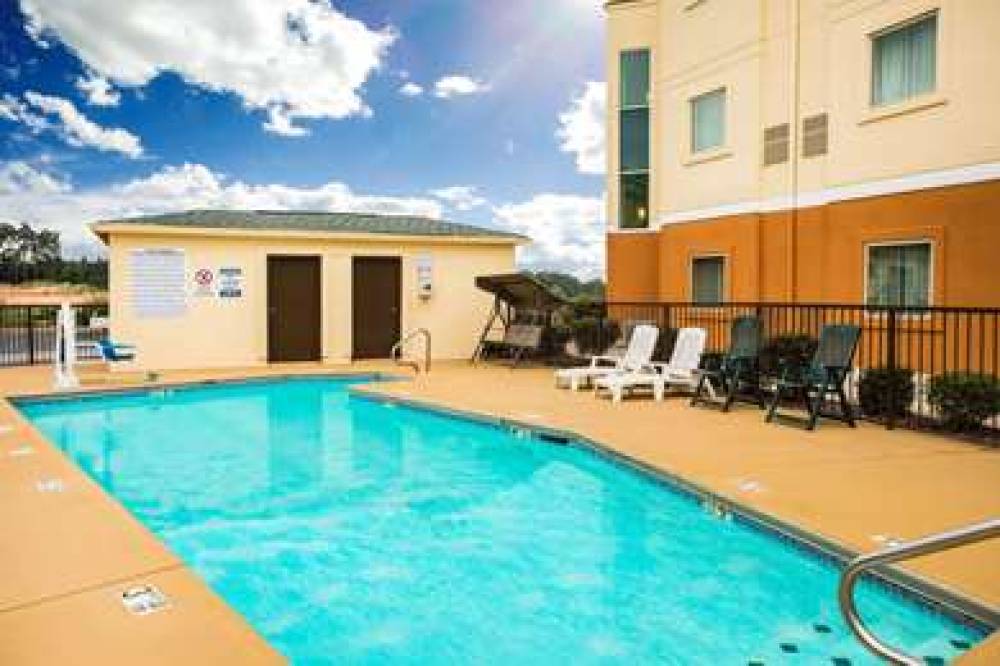 DAYS INN & SUITES BY WYNDHAM AUGUST 4