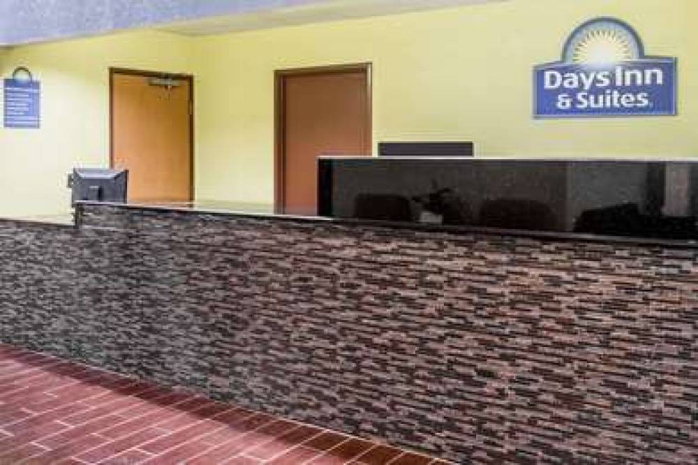 Days Inn & Suites By Wyndham Casey 3