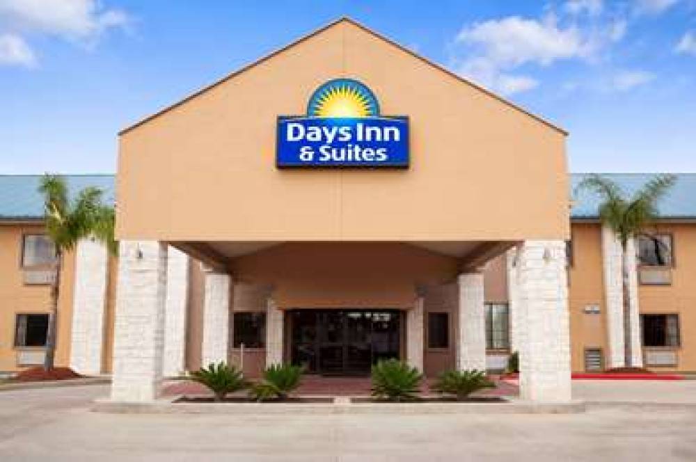 Days Inn & Suites By Wyndham Conroe North 1