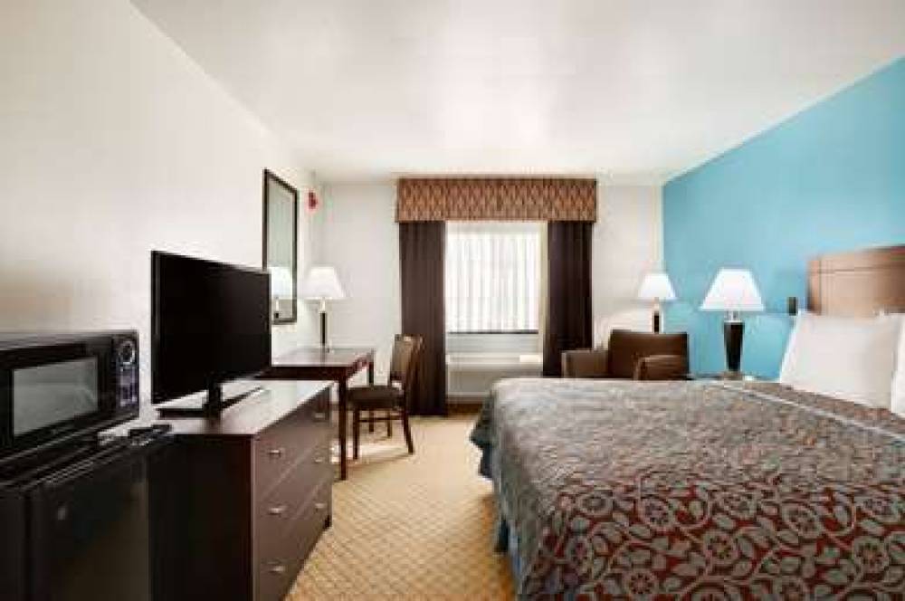 Days Inn & Suites By Wyndham Conroe North 7