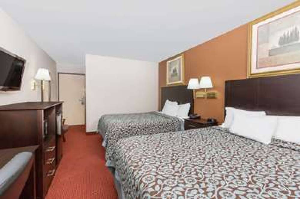 Days Inn & Suites By Wyndham Des Moines Airport 7