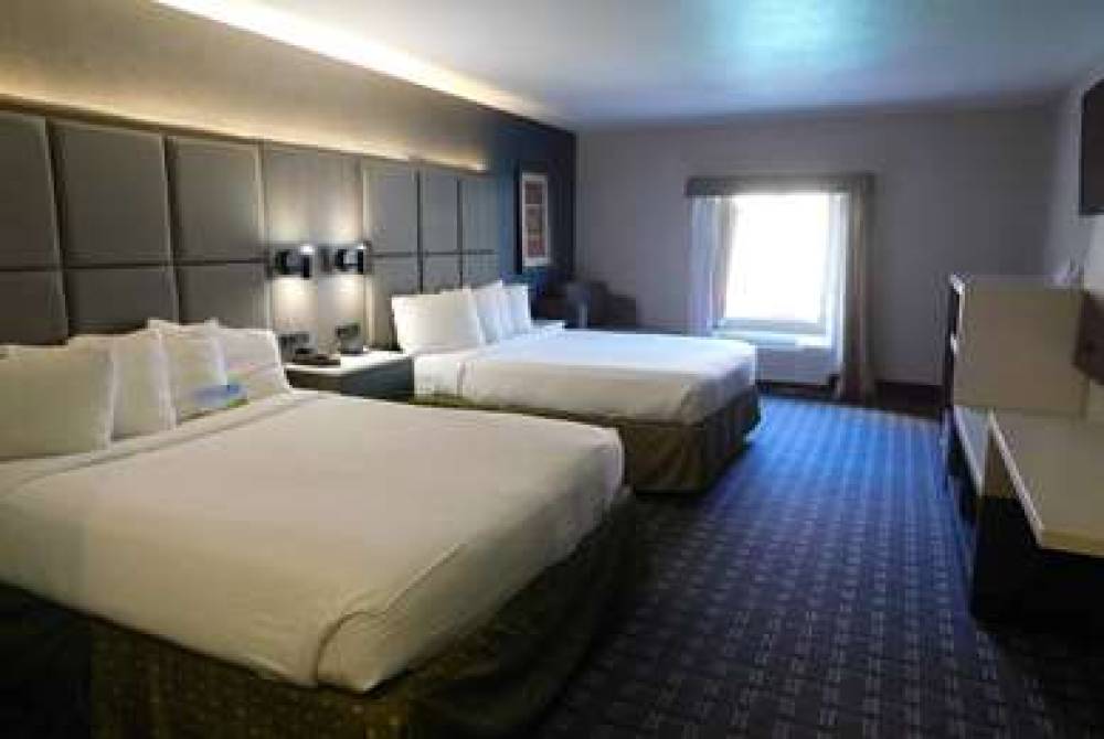 Days Inn & Suites By Wyndham Downtown Gatlinburg Parkway 7