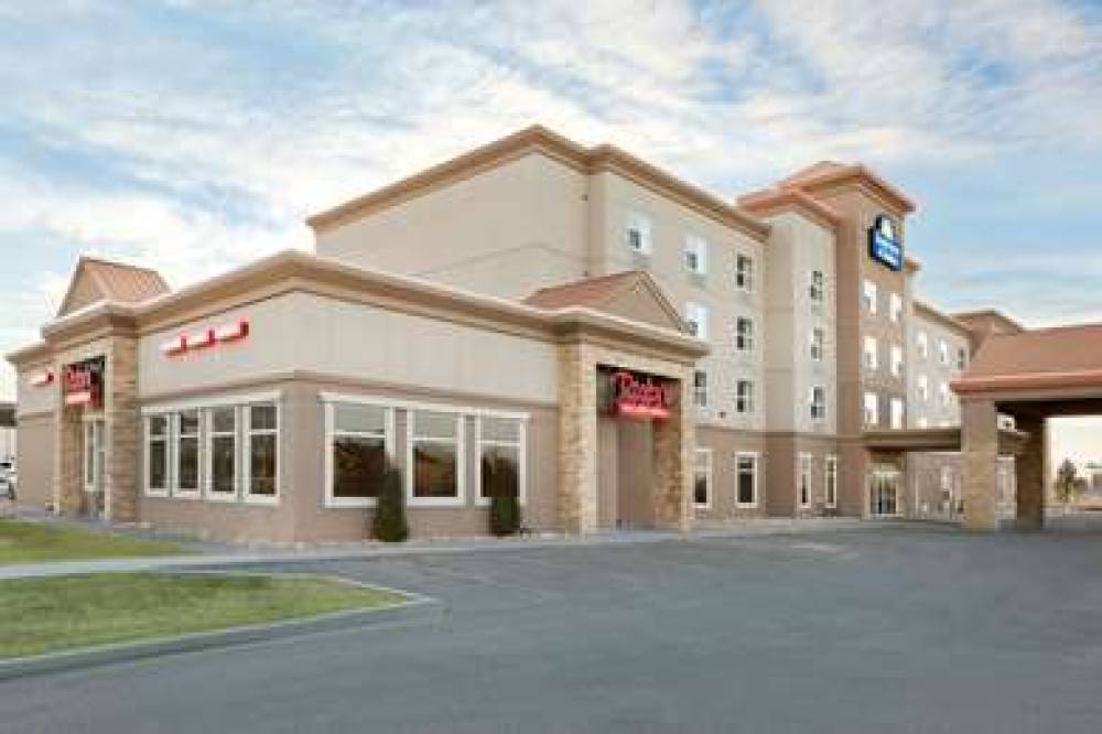 DAYS INN & SUITES BY WYNDHAM EDMONT 1