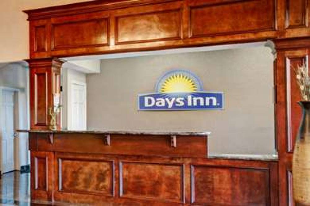 Days Inn & Suites By Wyndham Houston North/FM 1960 2