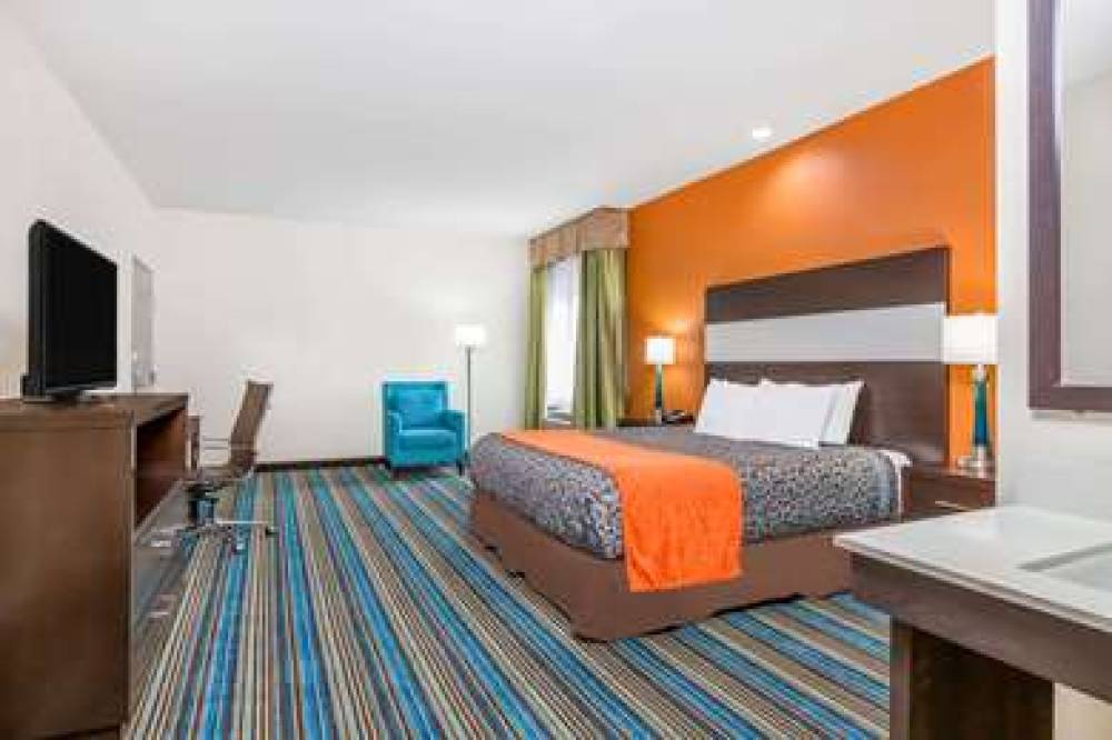 DAYS INN & SUITES BY WYNDHAM KATY 4