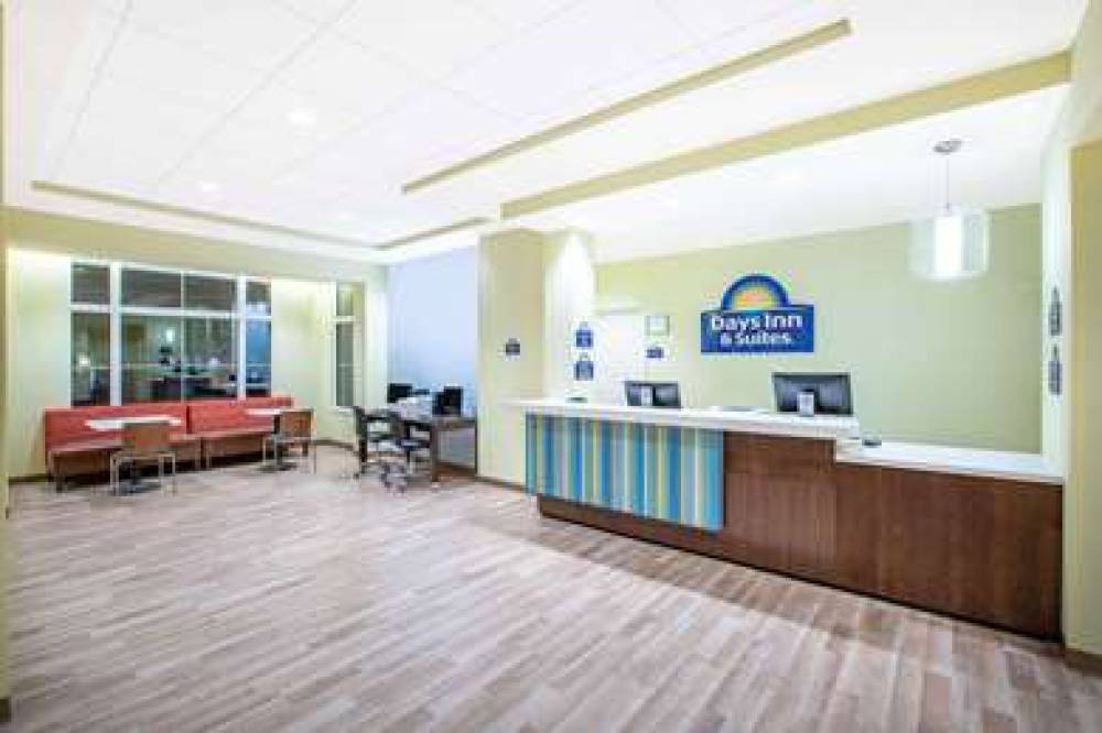 DAYS INN & SUITES BY WYNDHAM, KEARN 3