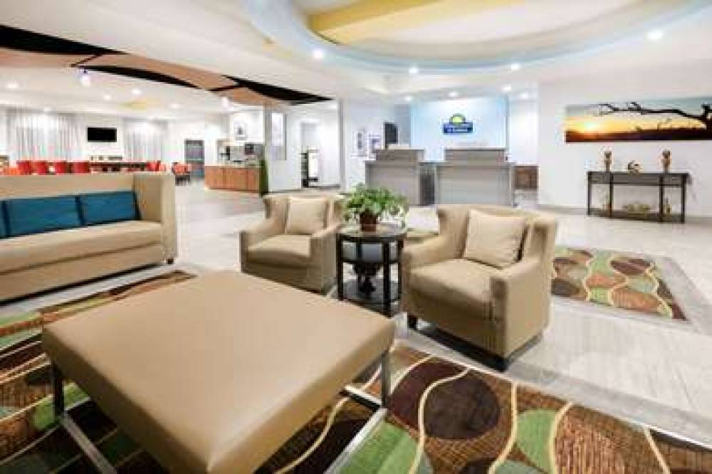 DAYS INN & SUITES BY WYNDHAM LUBBOC 2