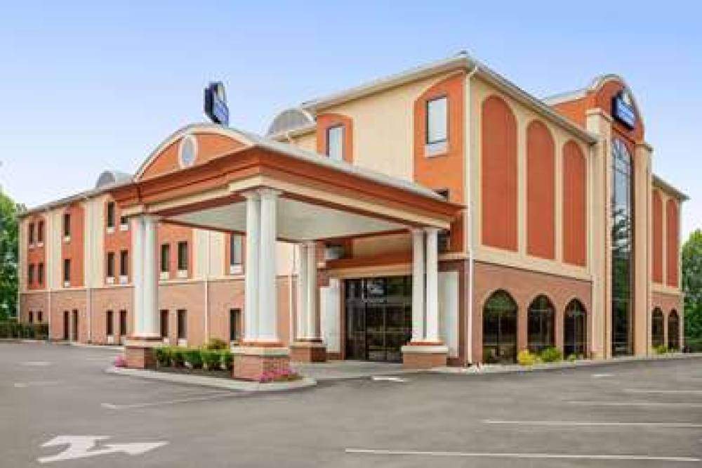 DAYS INN & SUITES BY WYNDHAM M 1