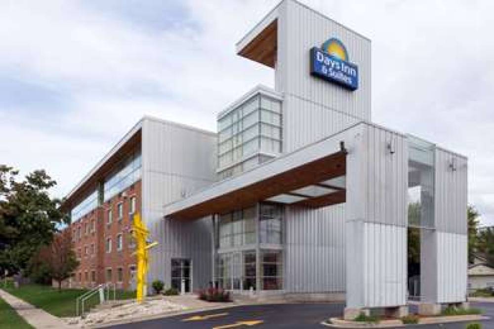 Days Inn & Suites By Wyndham Milwaukee 1