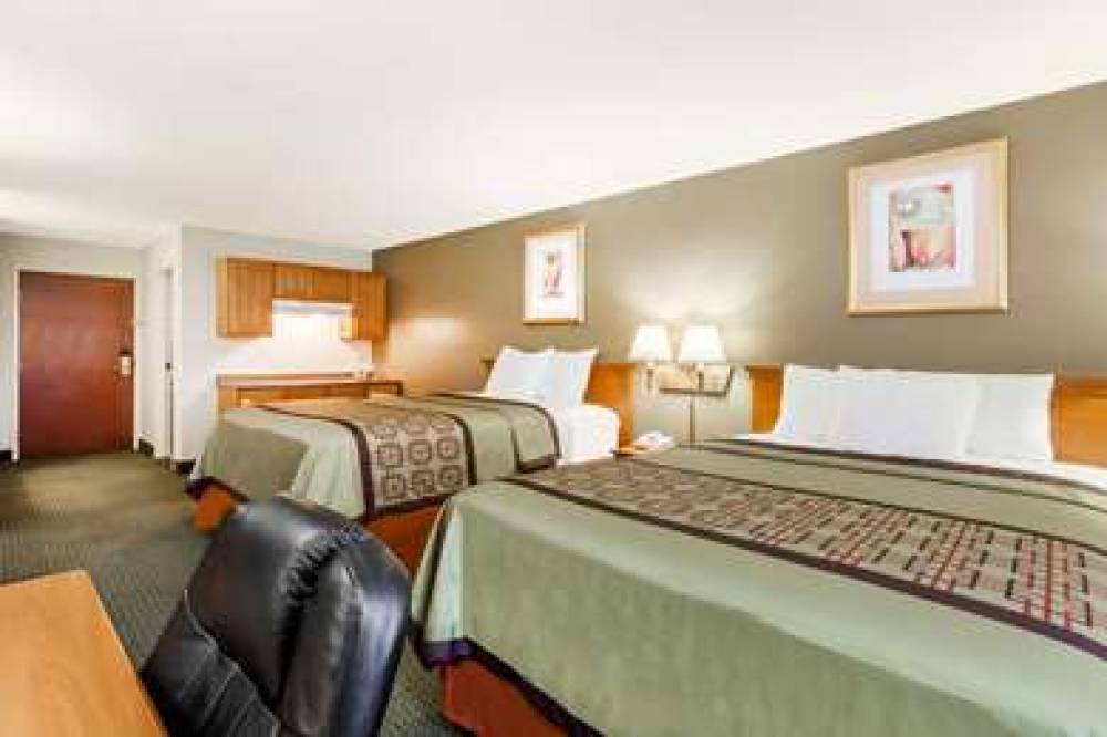 Days Inn & Suites By Wyndham New Iberia 10