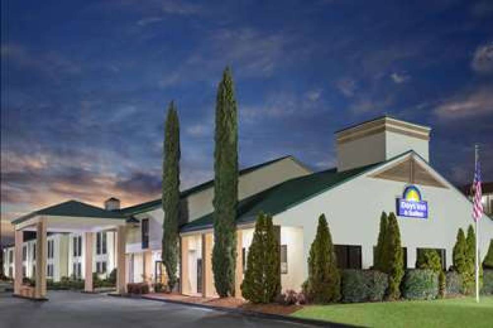 Days Inn & Suites By Wyndham Norcross