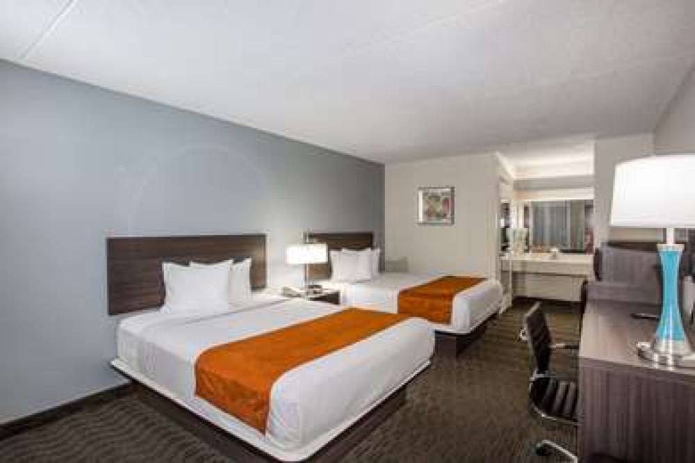 DAYS INN & SUITES BY WYNDHAM ORLAND 7