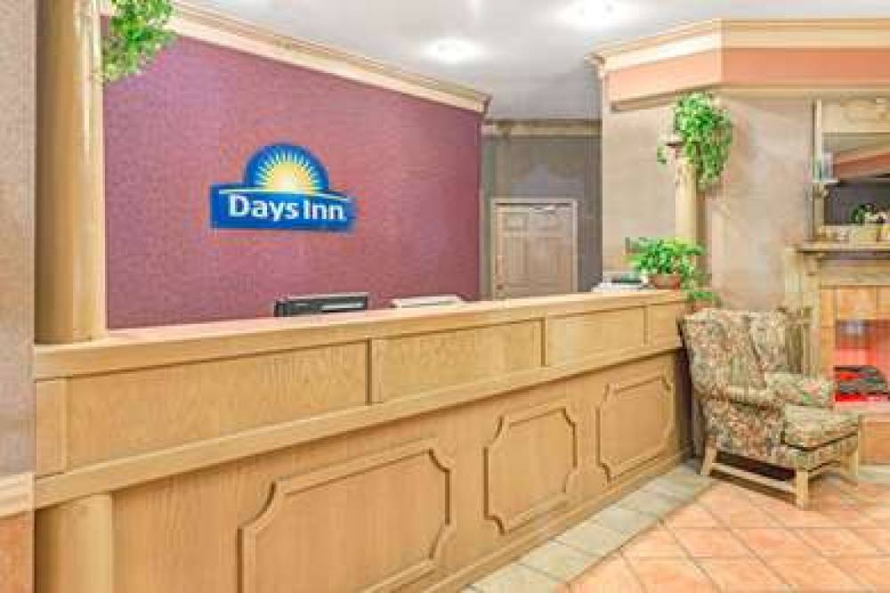 Days Inn & Suites By Wyndham Osceola AR 2