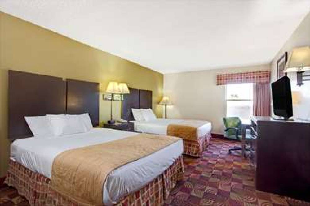 Days Inn & Suites By Wyndham Ridgeland 10