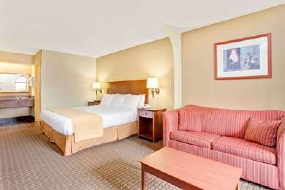 Days Inn & Suites By Wyndham Stockbridge South Atlanta 5