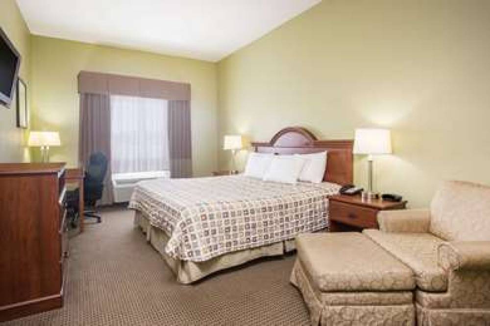 Days Inn & Suites By Wyndham Swainsboro 5