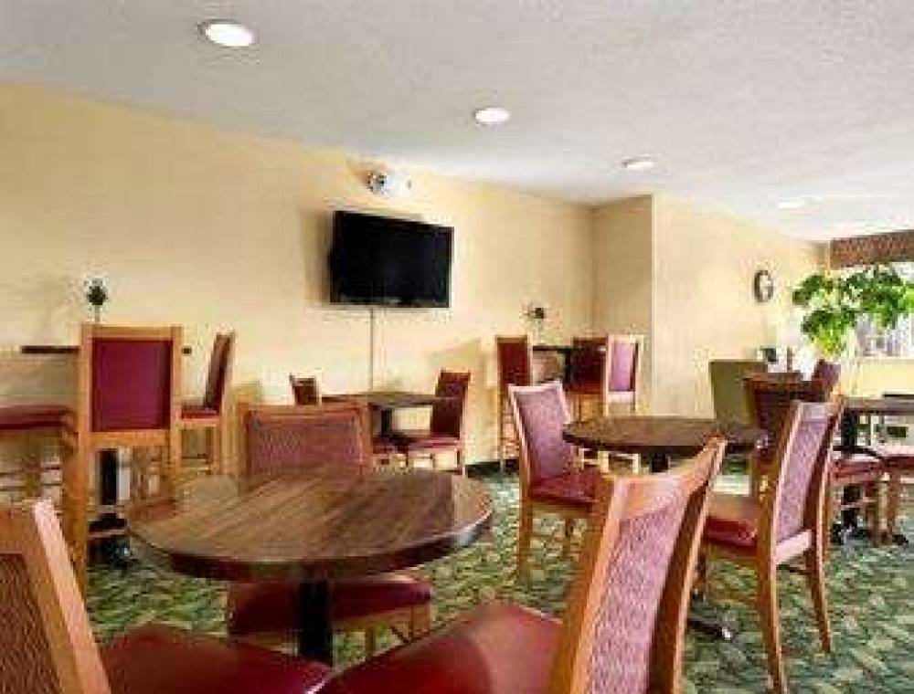 Days Inn & Suites Lafayette IN 3