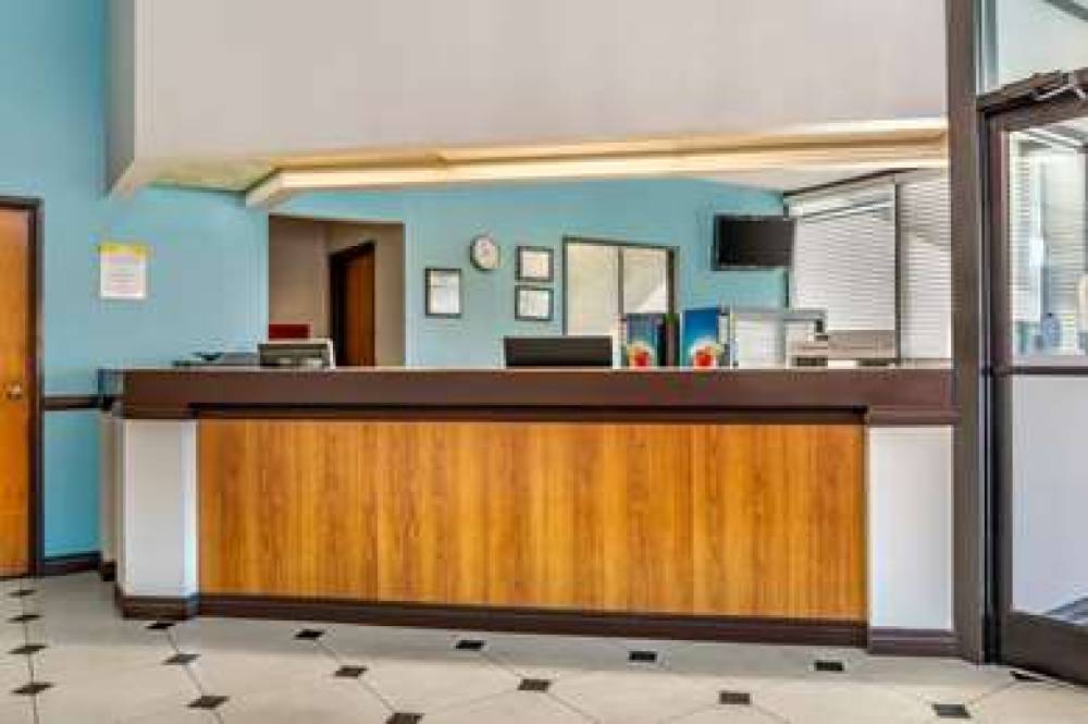 Days Inn & Suites Rocky Mount Golden East 7