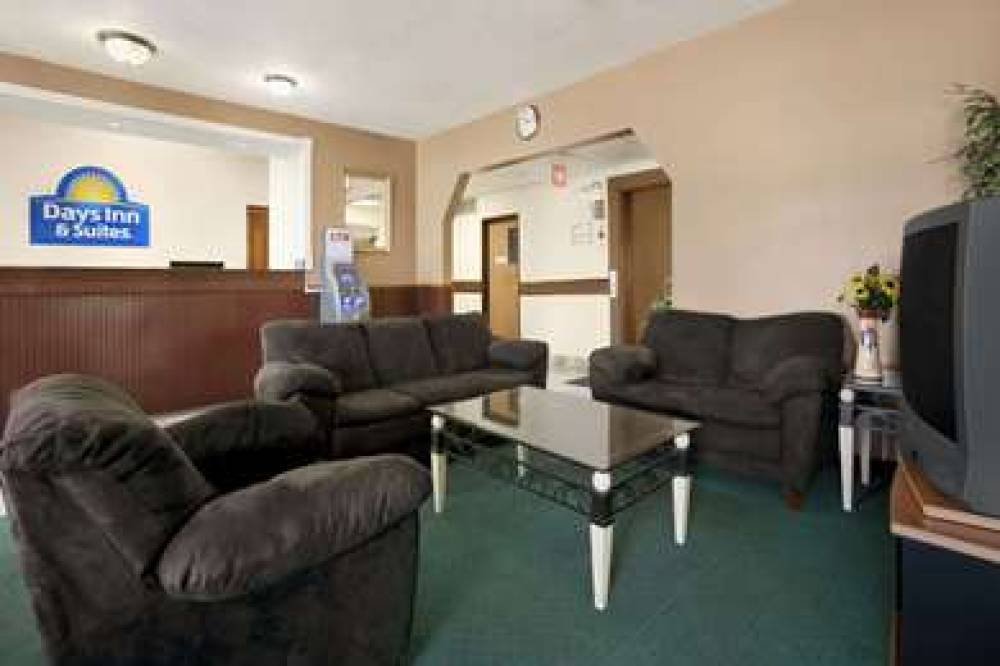 Days Inn & Suites Romeoville 2