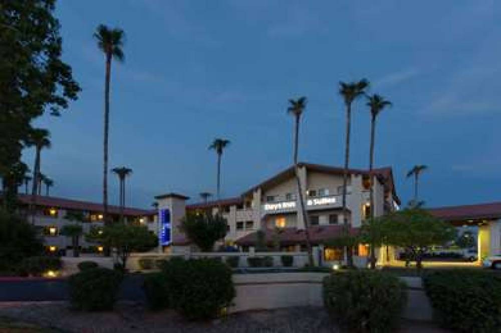 Days Inn & Suites Tempe 1