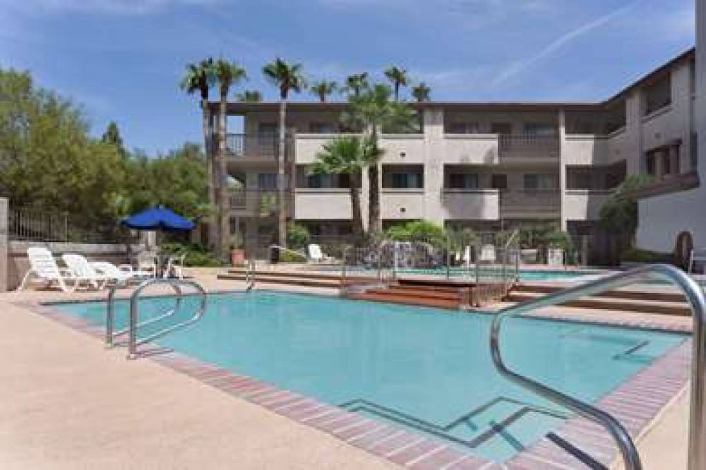 Days Inn & Suites Tempe 5