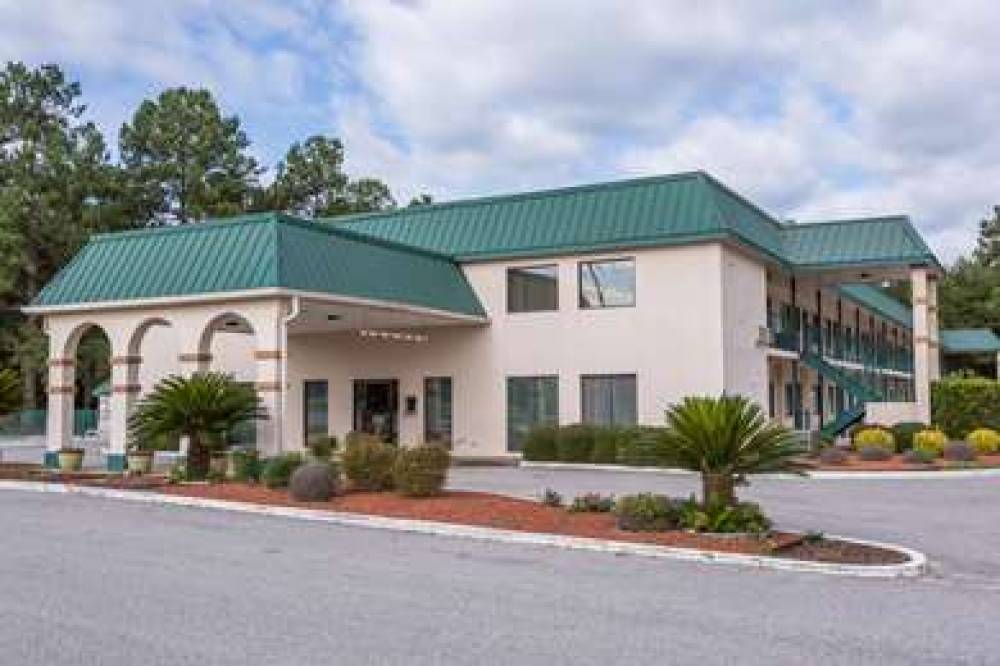 Days Inn Summerton 1